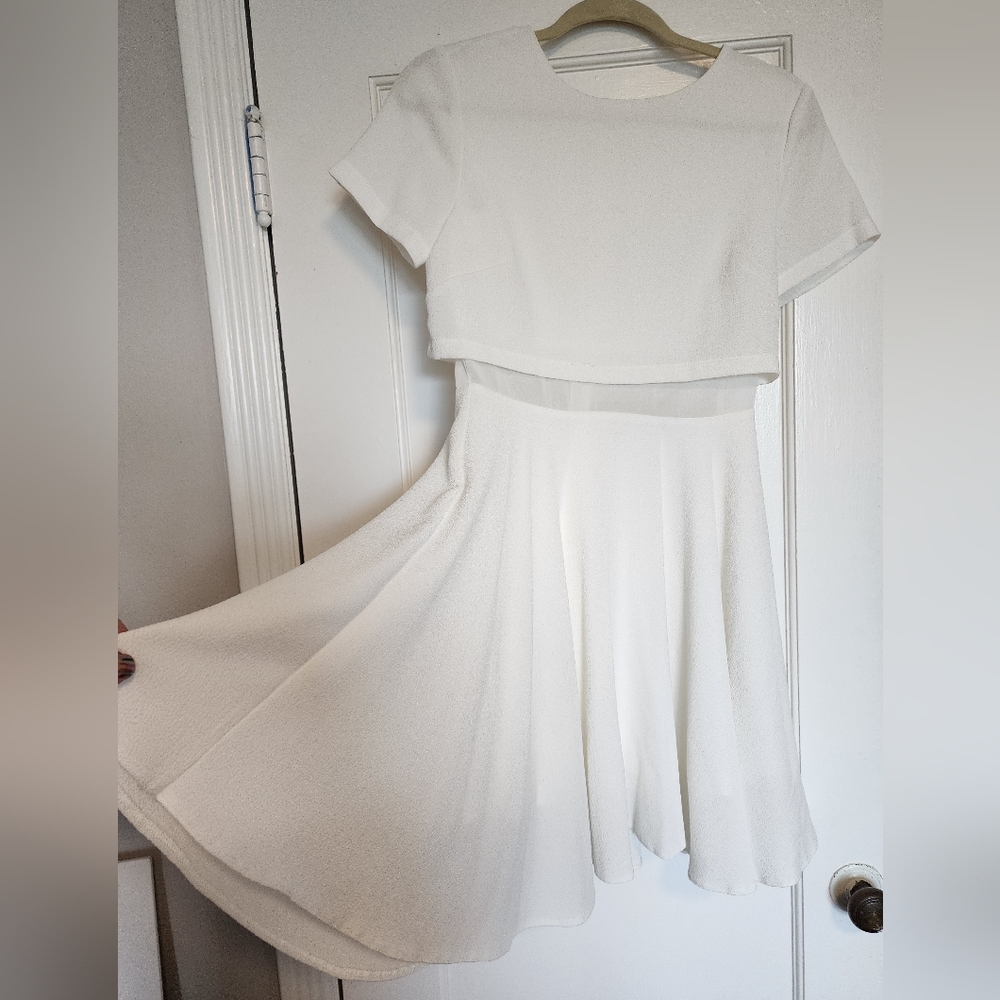 Ezra White Dress Size Medium